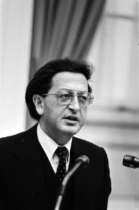 Minister Arie Pais aan het woord, Bestanddeelnr 930-5529