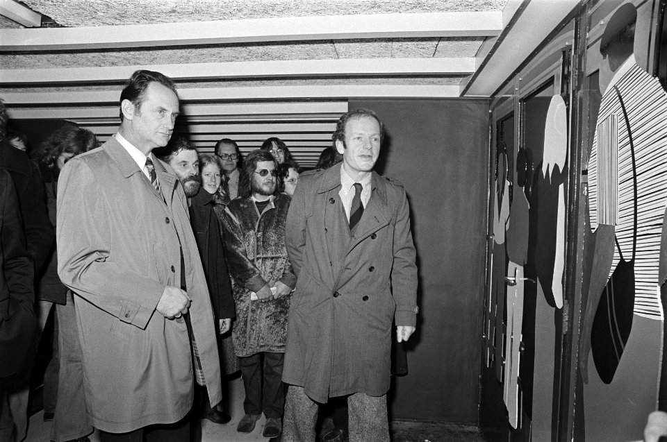 Minister Boersma opent project Onze Binnenstraat in Amsterdamse Bijlmermeer B, Bestanddeelnr 928-9146
