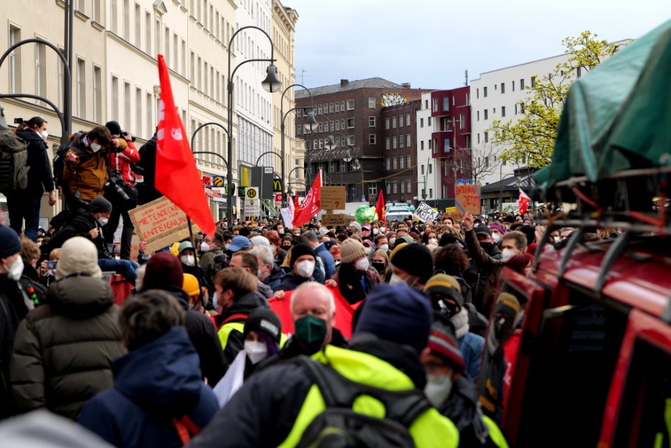 Mietendeckel demonstration Berlin 2021-04-15 10