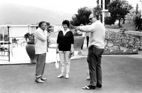 Mies Bouwman en Rudy Carrell met vakantie in Italie, Bestanddeelnr 915-1649