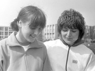 Miep van Beek en Sheila Carey (1970)