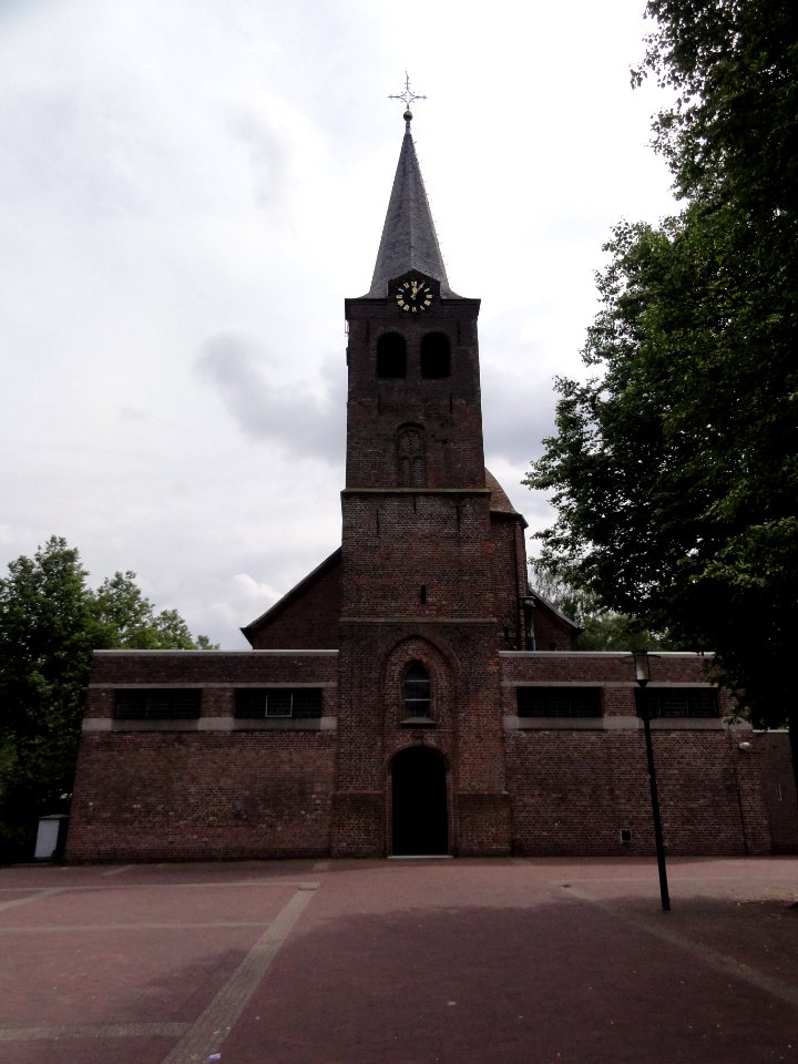 Milheeze Rijksmonument 8596 kerk voorgevel
