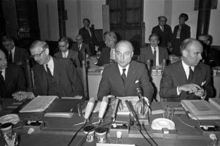 Milieucongres over de Rijn in de Ridderzaal te Den Haag, Bestanddeelnr 925-9757