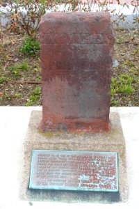Milestone memorial - Park Square, Westfield, MA - DSC02311