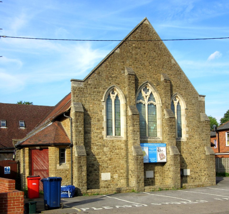 Milford Baptist Church, New Road, Milford (June 2015) (4)