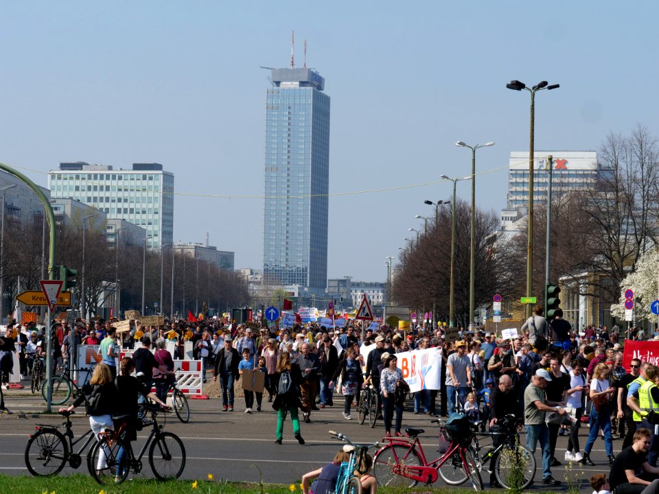 Mietenwahnsinn demonstration in Berlin 06-04-2019 08