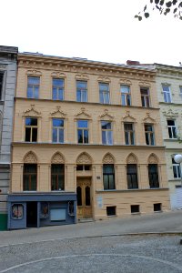Miethaus Bischof-Faber-Platz 2