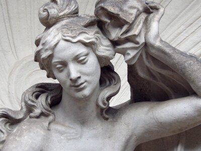 Facade zwinger dresden nymph