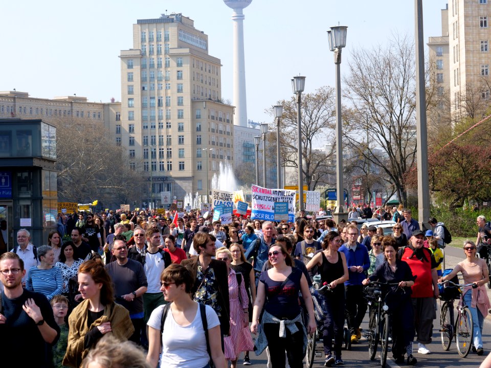 Mietenwahnsinn demonstration in Berlin 06-04-2019 16