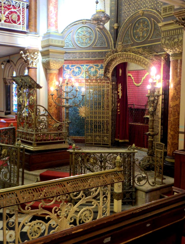 Middle Street Synagogue, Brighton (May 2013) - General Interior View (1)