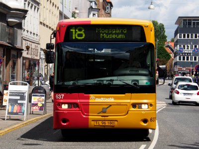 Midttrafik Volvo bus Line 18 bus no 637, Århus photo