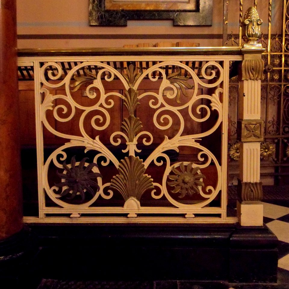 Middle Street Synagogue, Brighton (May 2013) - Interior Metalwork (1)