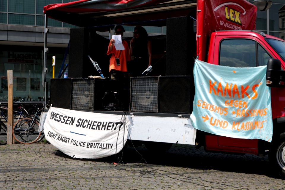 Migrantifa protest Berlin 2020-06-13 08