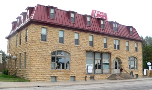 Midland Railroad Hotel from SW 1
