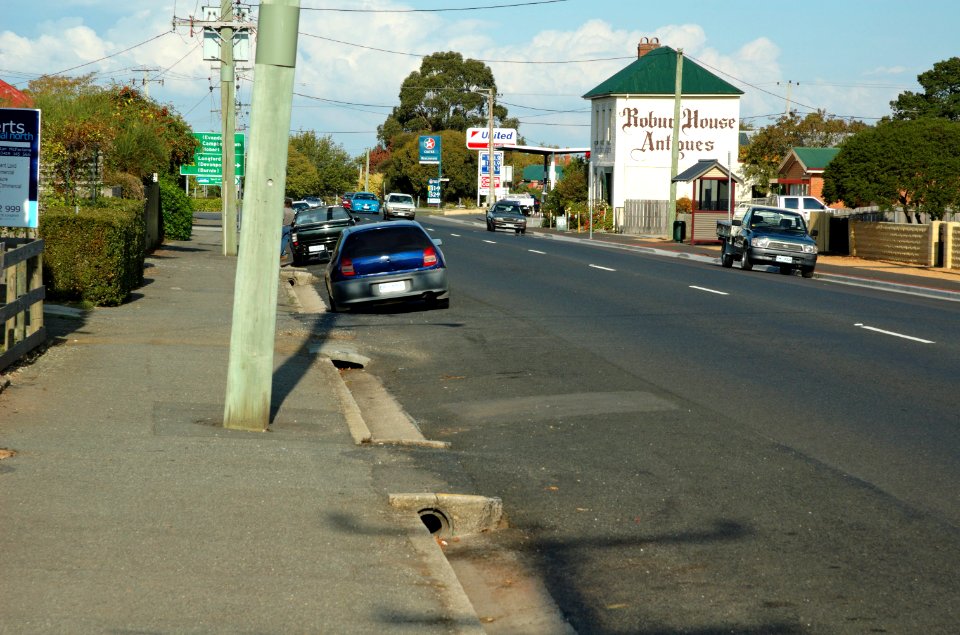 Midland-Highway-Perth-20070421-029