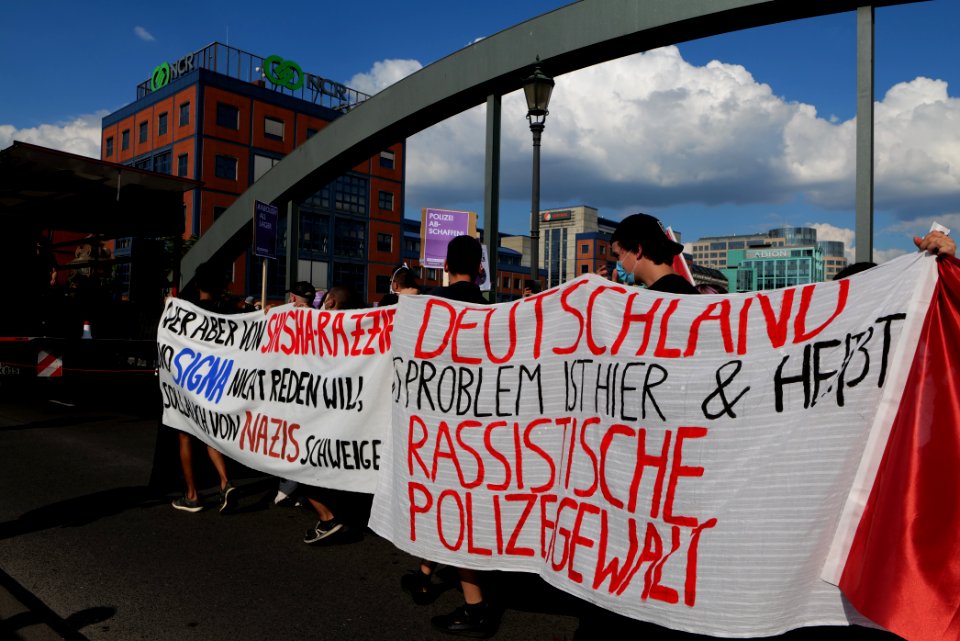 Migrantifa demonstration Berlin 2020-07-18 74