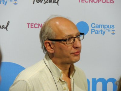 Miguel San Martín rueda de prensa en Tecnopolis