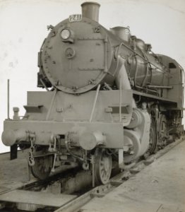 Military Administration - Transportation - Rail - Rolling Stock - THE BALDWIN LOCOMOTIVE WORKS - NARA - 45501879 (cropped)