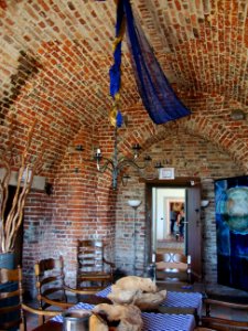 Mill Rijksmonument 8859 Kasteel Tongelaar, gewelfde zaal in de donjon