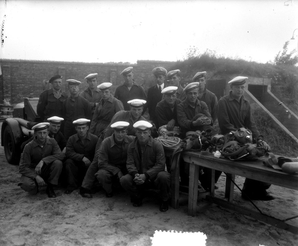 Militaire Opleiding voor Koopvaardij personeel te Den Helder, Bestanddeelnr 904-7014