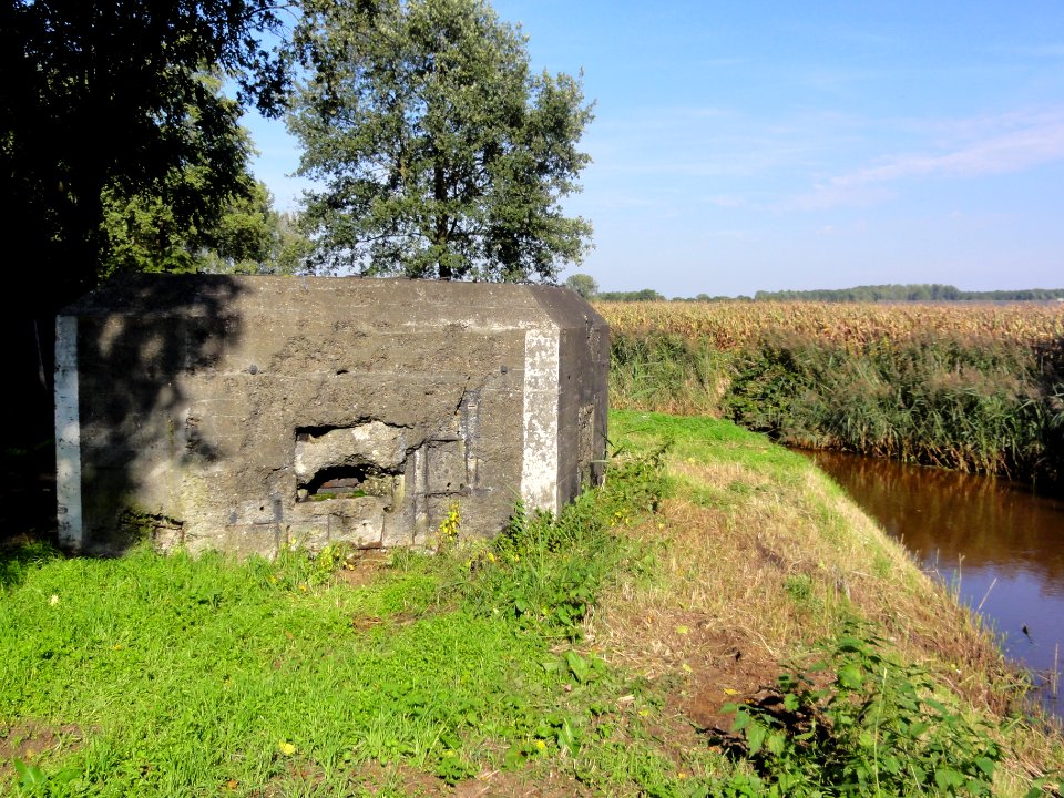 Mill Rijksmonument 525578 S-Kazemat 545 langs Defensiekanaal