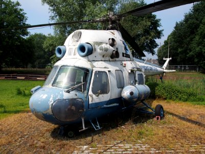 Mil Mi2 met reclame van Swanenberg IJzer Groep pic3