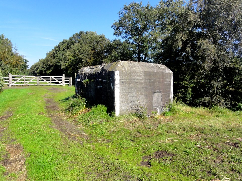 Mill Rijksmonument 525559 S-Kazemat 525 langs Defensiekanaal