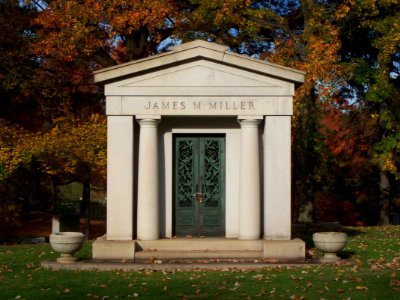 Miller (James M.) Mausoleum, Allegheny Cemetery, 2015-11-02, 01
