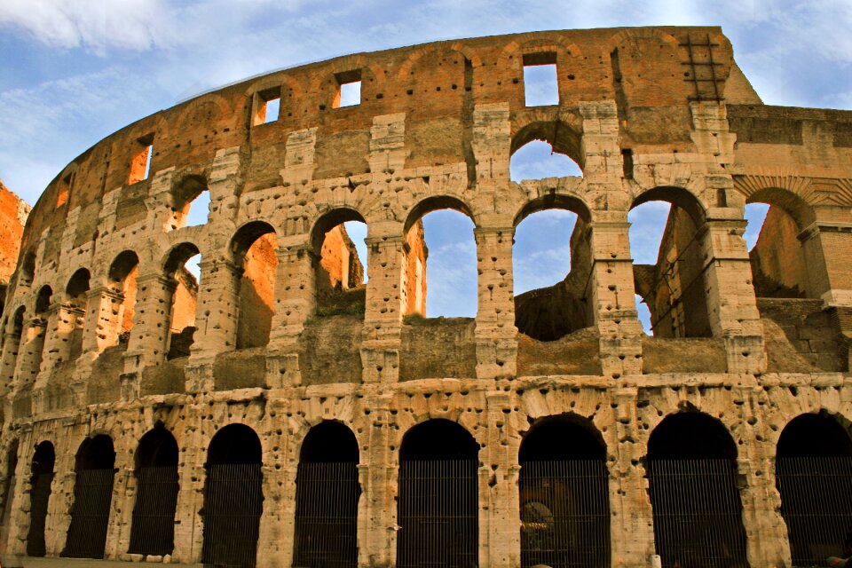 Gladiators italy building