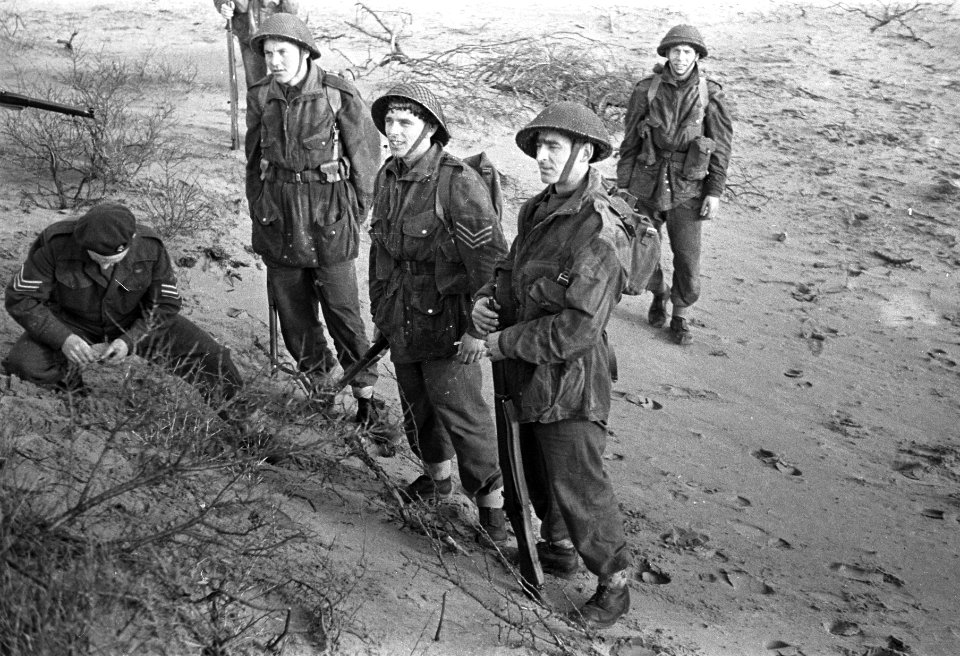 Militair opleidingskamp te Bloemendaal(bezoek Generaal Kruls ), Bestanddeelnr 901-5100