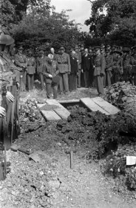 Militaire begrafenis in Engeland (generaal Noothoven van Goor).Generaal J.W. va, Bestanddeelnr 935-3408