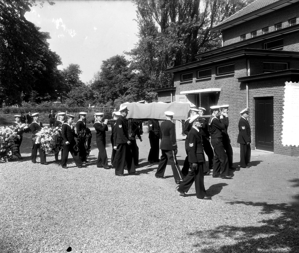 Militaire begrafenis Den Haag, Bestanddeelnr 907-1872