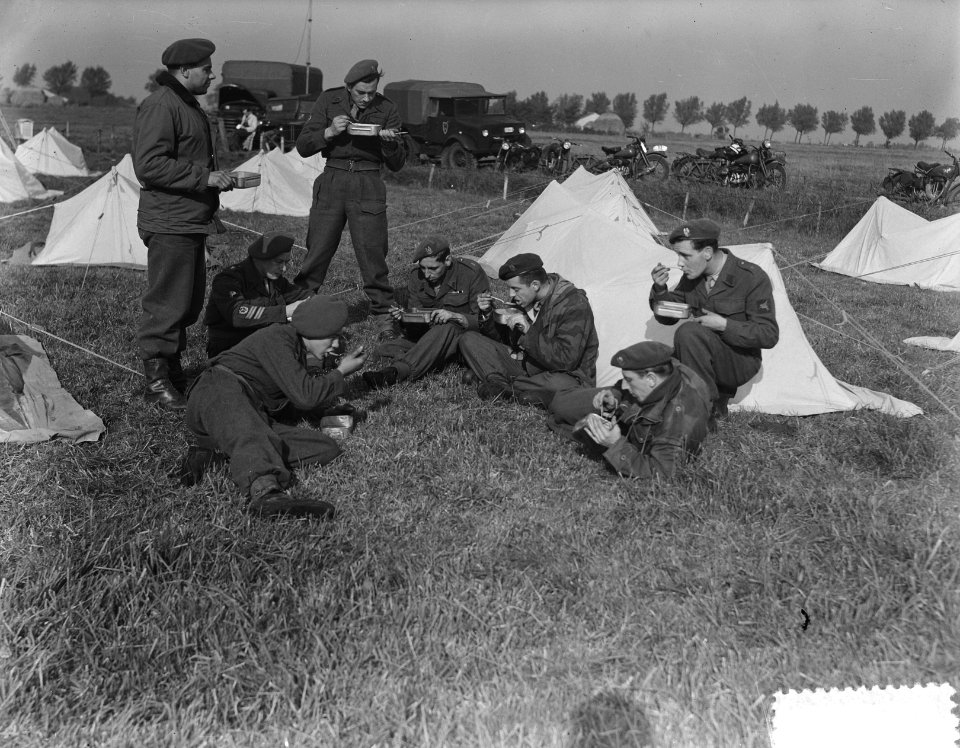 Militaire oefeningen Castricum (parachutisten), Bestanddeelnr 904-8099