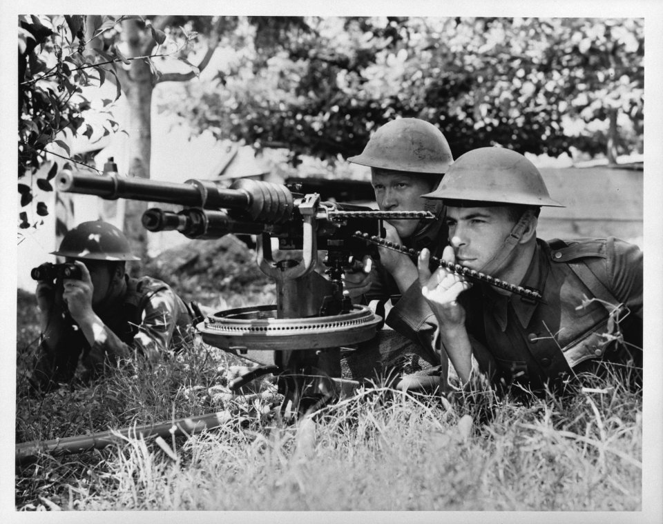 Militaire oefeningen. Amerikaanse infanteristen met machinegeweer, Bestanddeelnr 935-1339