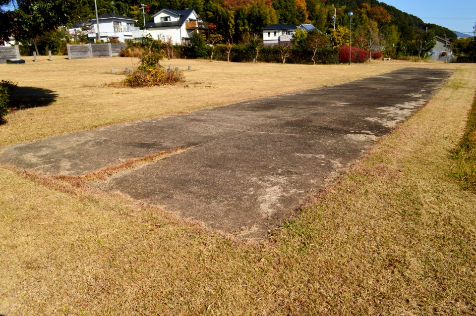Mikawa Kokubun-niji-ato, nibou-1