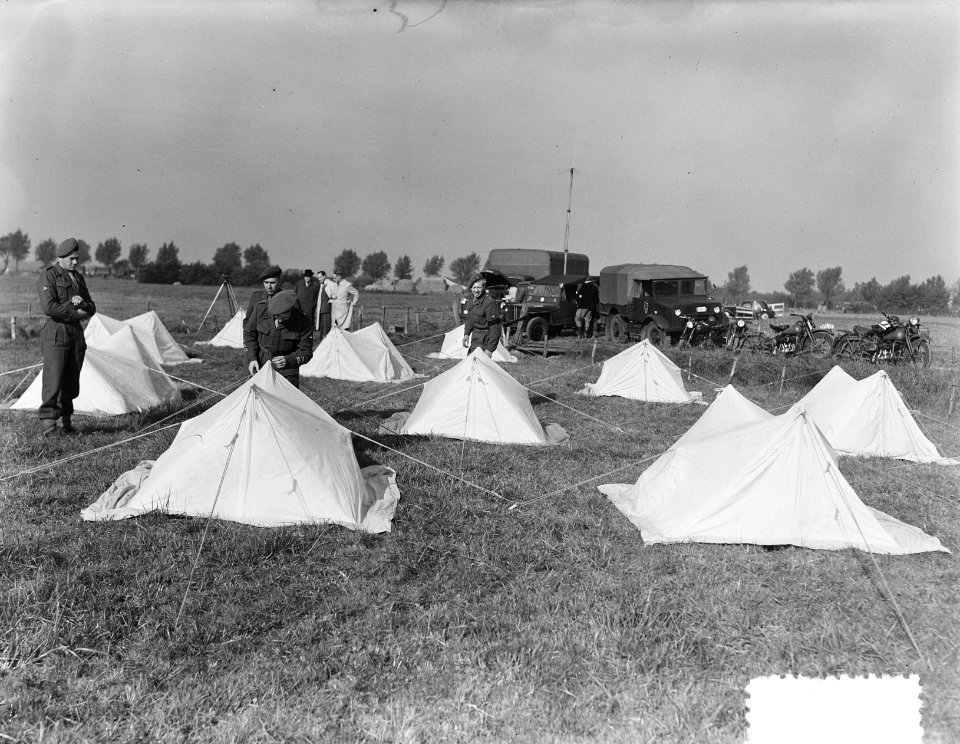 Militaire oefeningen Castricum (parachutisten), Bestanddeelnr 904-8098