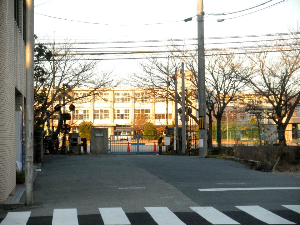 Miki Junior High School
