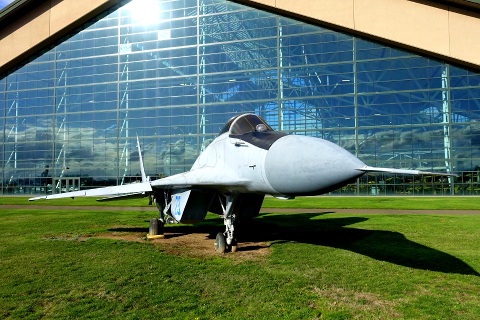 Mikoyan-Gurevich MiG-29 Fulcrum A, 1983 - Evergreen Aviation & Space Museum - McMinnville, Oregon - DSC00377