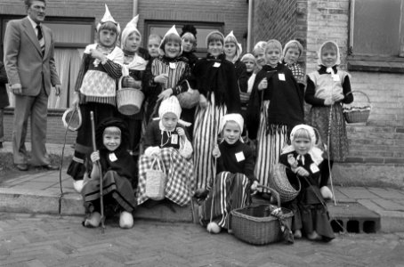 Miss Ganzenhoedster 76 in Coevorden gekozen, Bestanddeelnr 928-8763