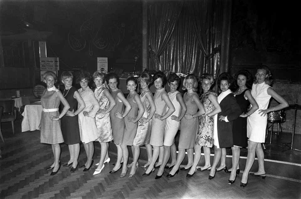 Miss Interline Holland 1968 verkiezingen in Casino te Amsterdam. De kandidaten, Bestanddeelnr 921-2656