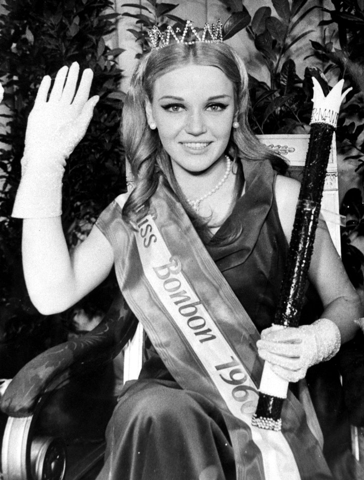 Miss Bonbon 1966 gekozen in Wenen, Bestanddeelnr 918-6999 (cropped)