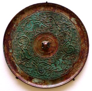 Mirror, China, Eastern Zhou dynasty, Warring States period, 480-222 BC, bronze - Ethnological Museum, Berlin - DSC02141