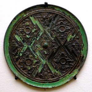 Mirror, China, Eastern Zhou dynasty, Warring States period, 480-222 BC, bronze - Ethnological Museum, Berlin - DSC02137