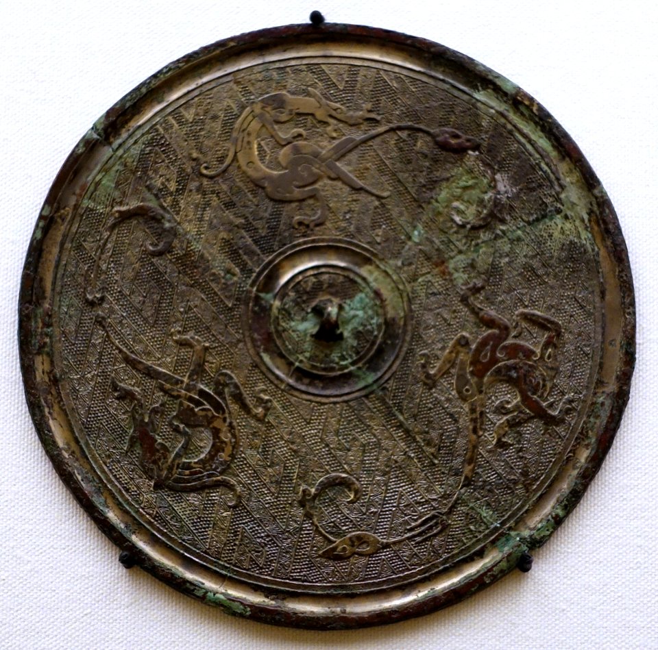 Mirror, China, Eastern Zhou dynasty, Warring States period, 480-222 BC, bronze - Ethnological Museum, Berlin - DSC02146