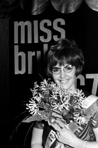 Miss Bril 1967 Ceciel van de Lelie uit Arnhem, Bestanddeelnr 920-8805