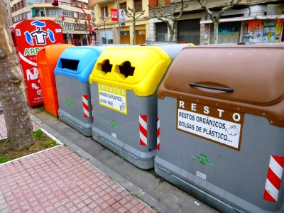 Miranda de Ebro - Reciclaje de residuos urbanos 02