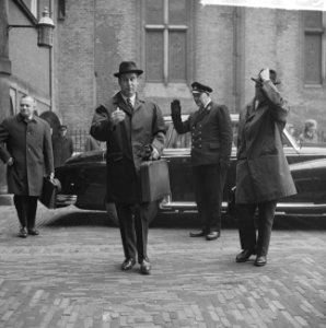 Ministersconferentie van de West Europese Unie in Den Haag begonnen Aankomst , Bestanddeelnr 915-6689