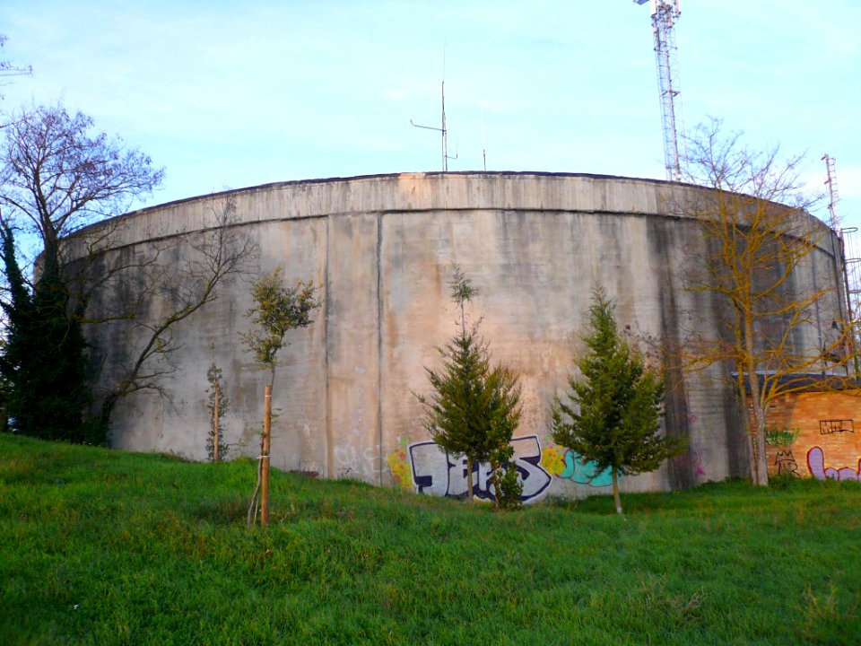 Miranda de Ebro - Cerro de la Picota, antiguo depósito de aguas 2