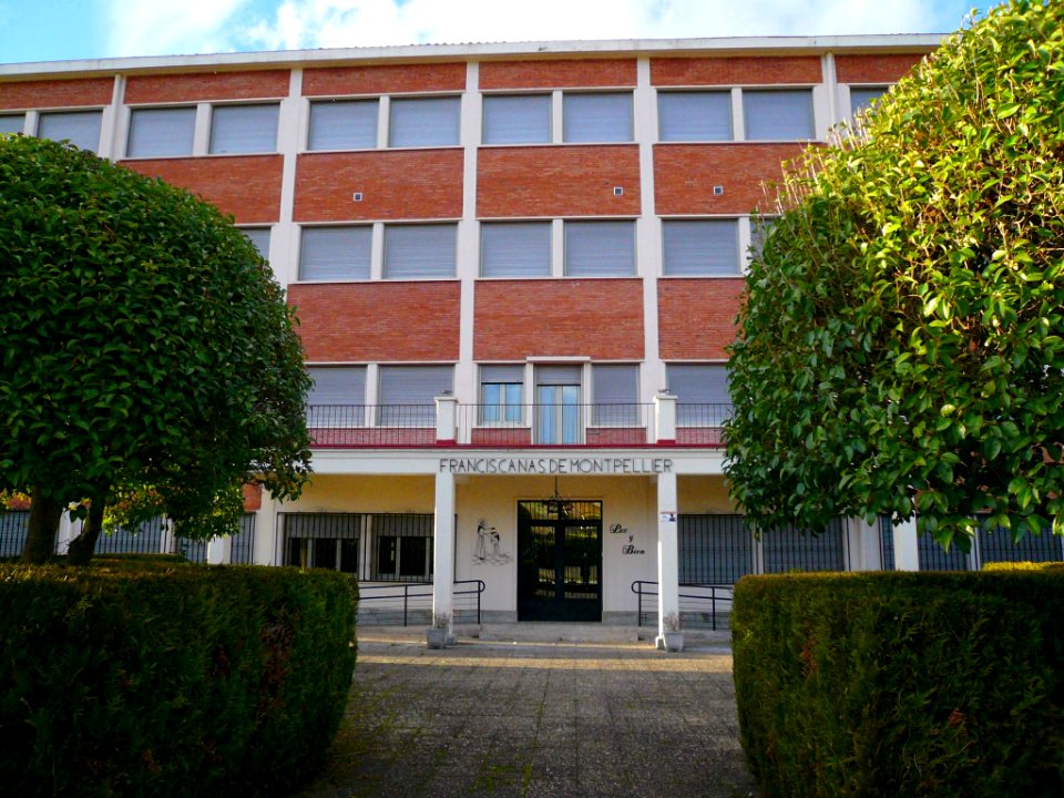 Miranda de Ebro - Colegio Franciscanas de Montpellier 1