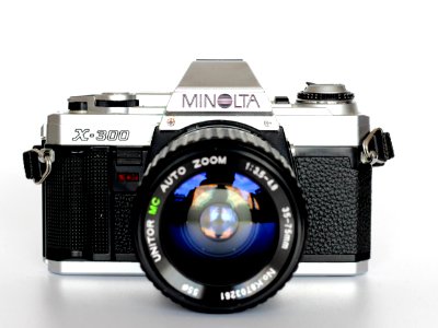 Minolta X300-front photo